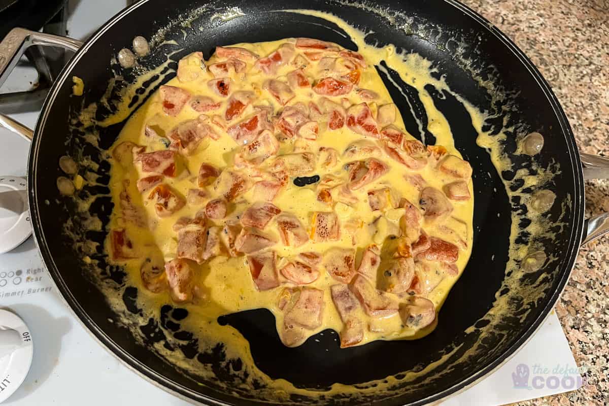 Sauce base of cream, peppers, garlic, and butter.