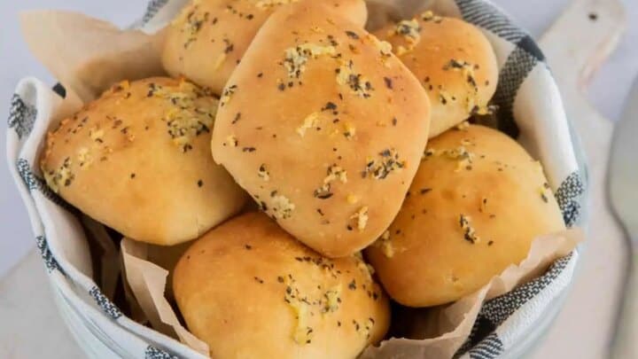 Image for Air Fryer Dinner Rolls (From Frozen)